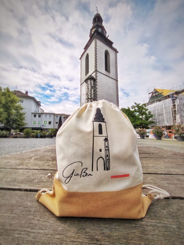 Der Beutel mit dem Stadtkirchenturm ist ein Statemet für Gießen.